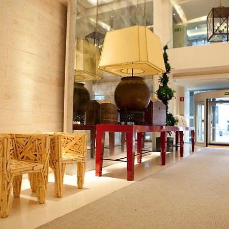 Hotel Alfonso Zaragoza Bagian luar foto