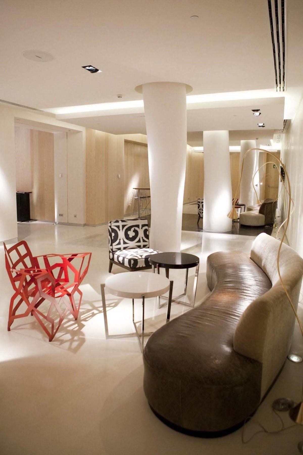 Hotel Alfonso Zaragoza Bagian luar foto